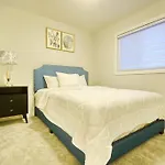 Beautiful And Unique Home In Niagara